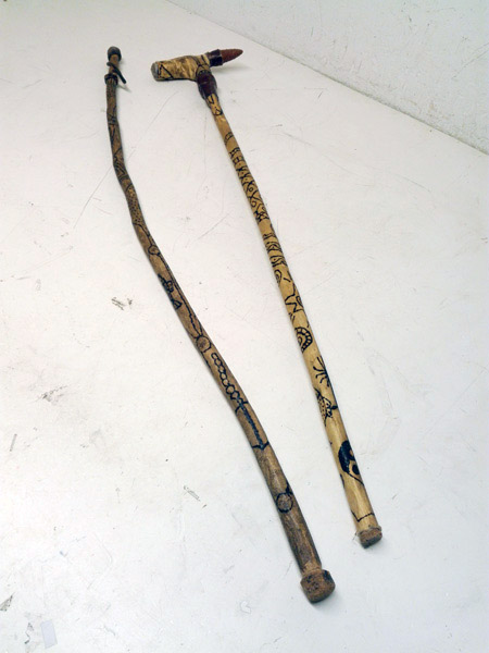 baston rustico pin_a concha piel madera alt 105-115 1u